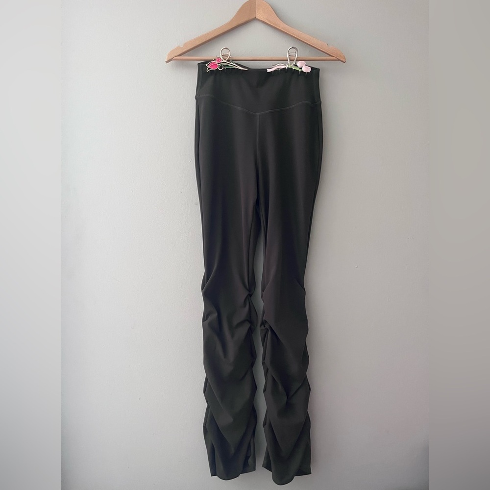 Halara Ruched Yoga Pant